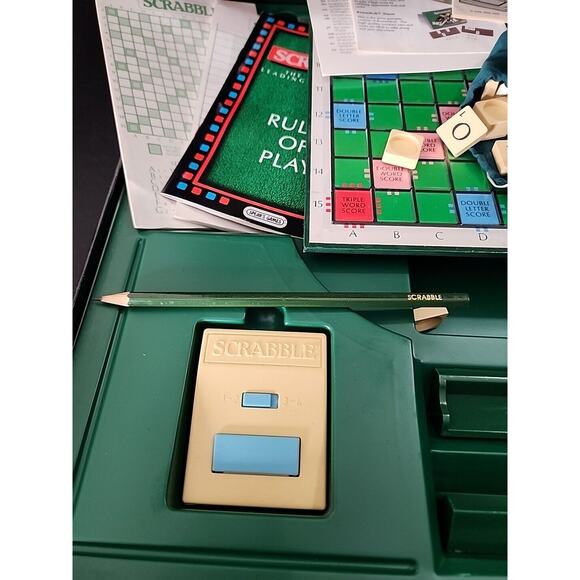 Vintage Spears Scrabble Deluxe Game With Turntable & Electronic Timer WORKS - Picture 3 of 7